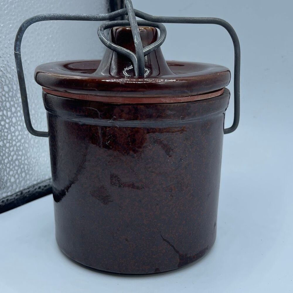 Vintage Brown Glazed crock locking wire bale